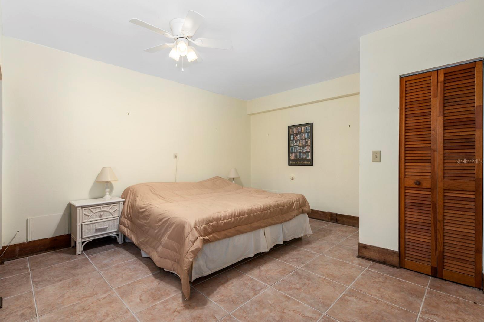 SOUTH VENICE SHORES - Residential