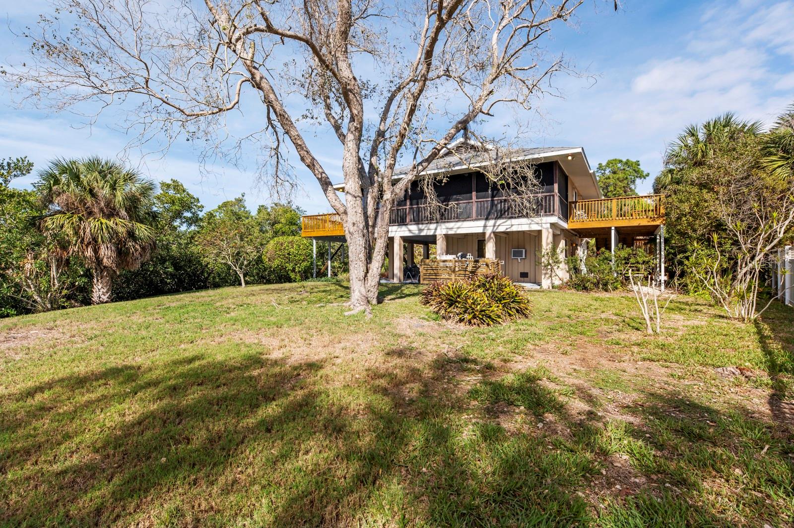 SOUTH VENICE SHORES - Residential