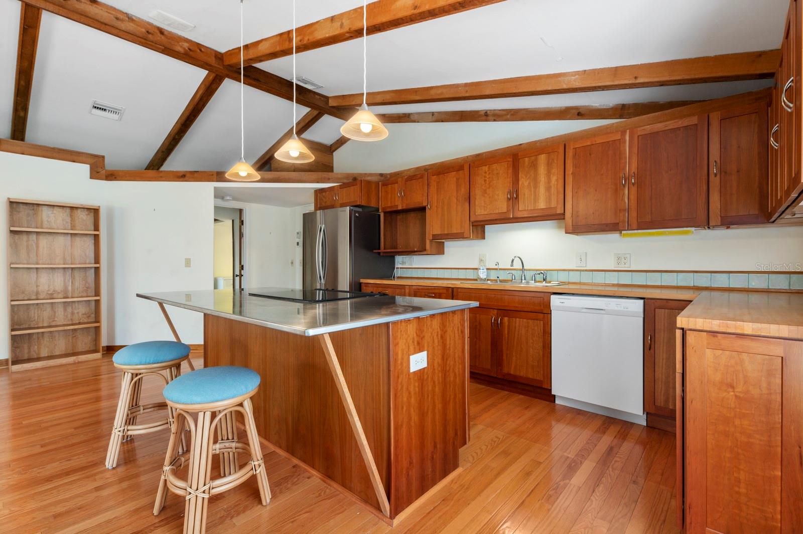 SOUTH VENICE SHORES - Residential