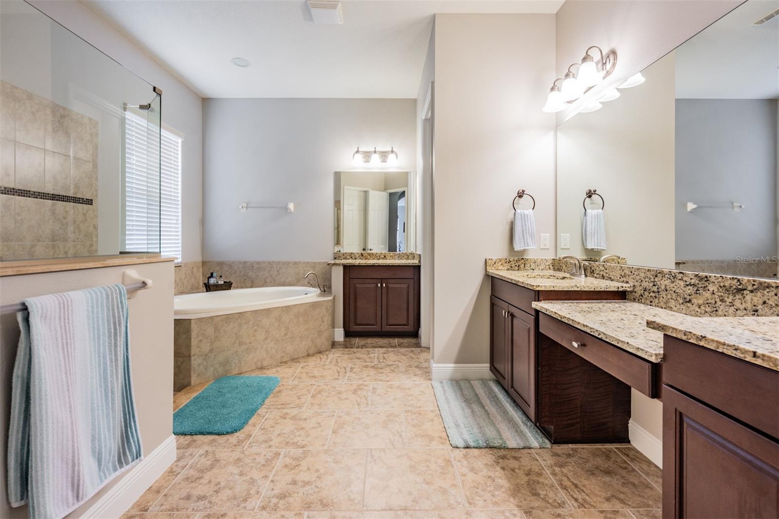 LAKESHORE RANCH PH 2 & 3 - Residential