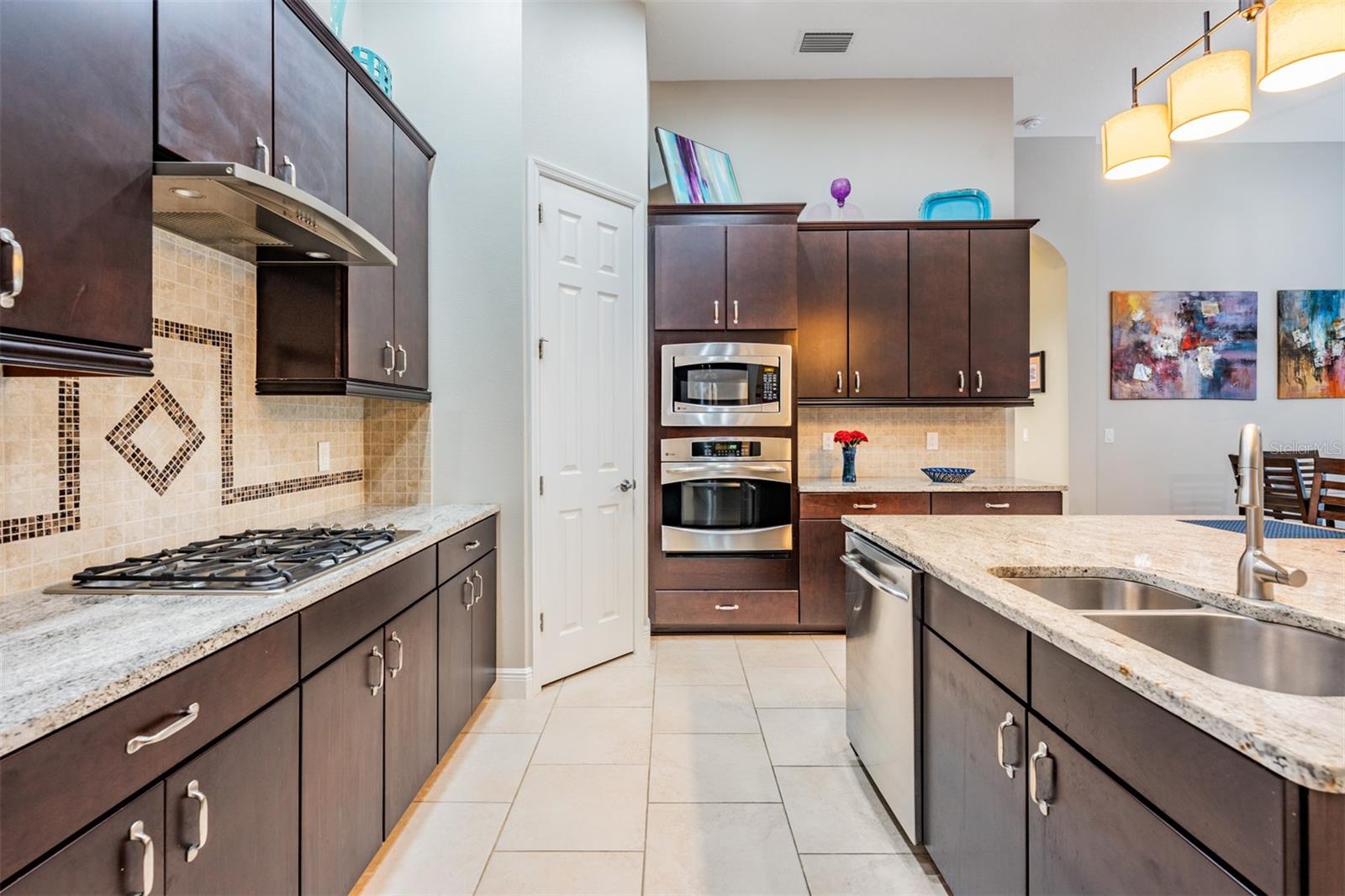 LAKESHORE RANCH PH 2 & 3 - Residential