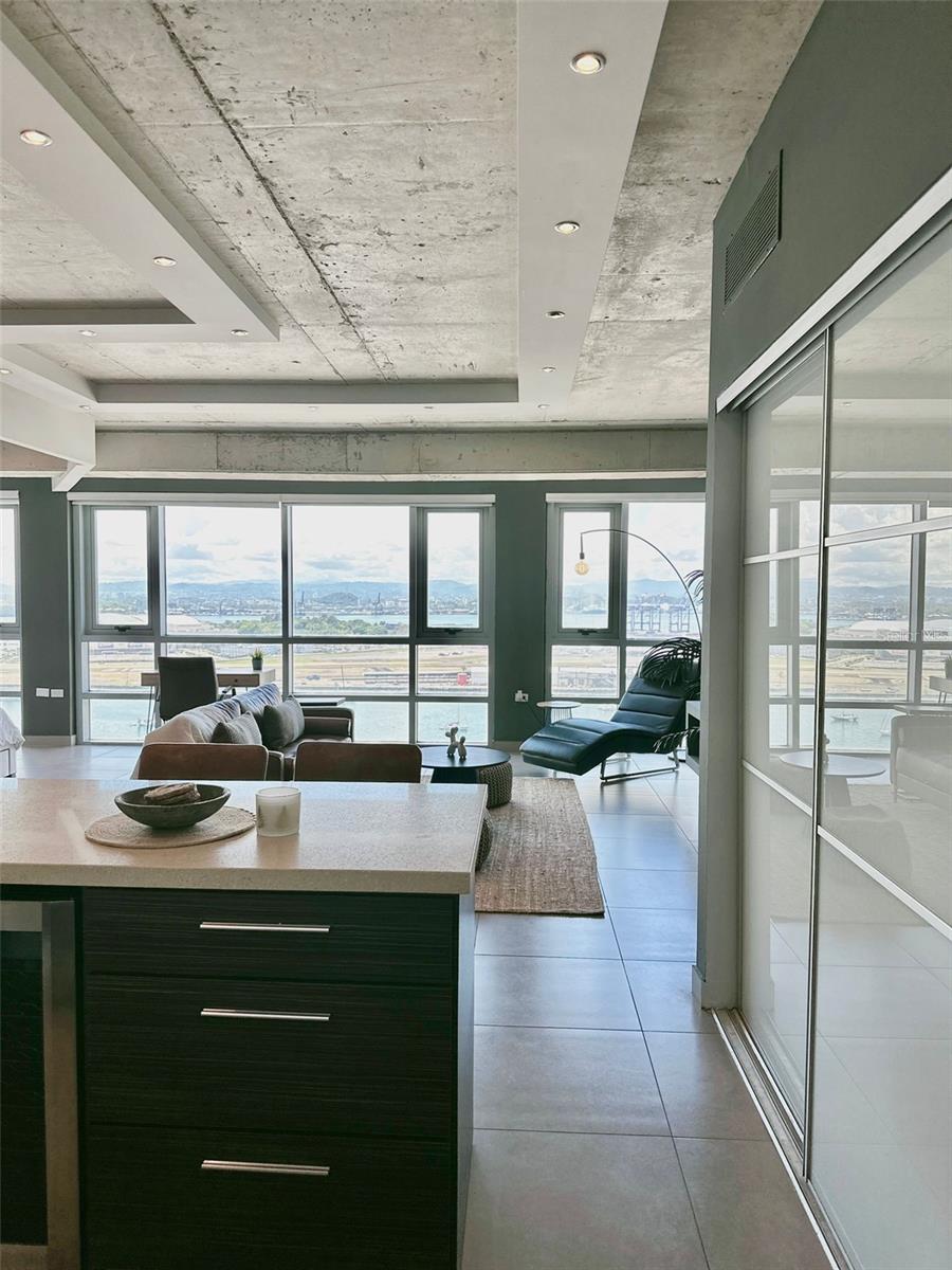 404 CONSTITUCION AVE AVENUE 1706