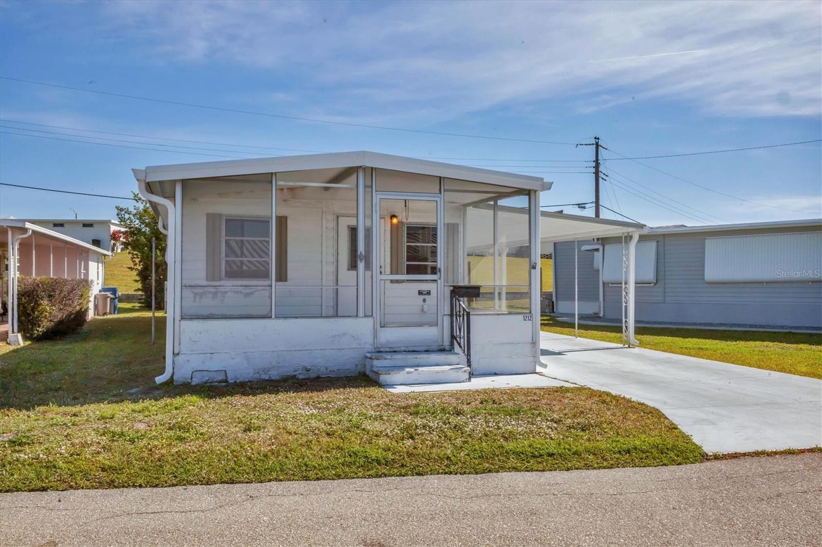 DE SOTO COMMUNITY UNIT ONE - Residential