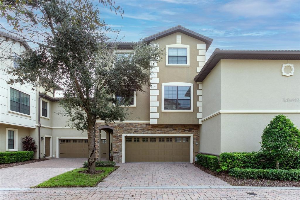 Photo of 1325 Shinnecock Hills Drive, Davenport, FL 33896 (MLS # S5137197)