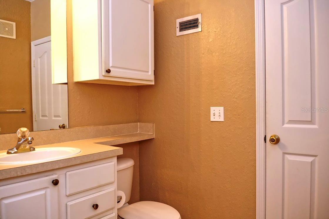 VISCONTI WEST - Residential Lease