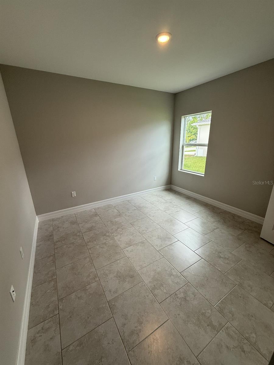 PORT CHARLOTTE SUB 08 - Residential Lease