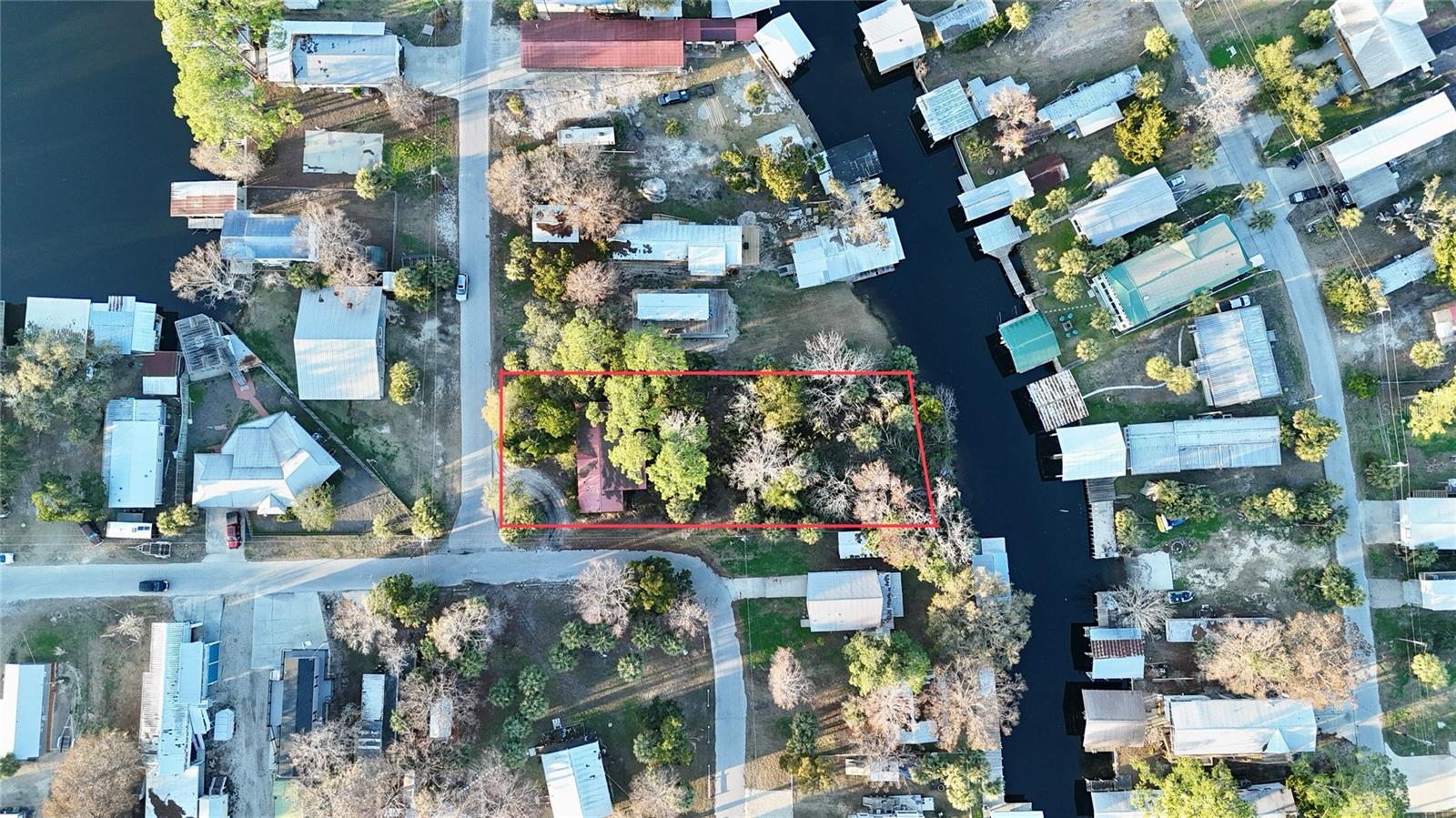 SUWANNEE SHORES ADD - Land