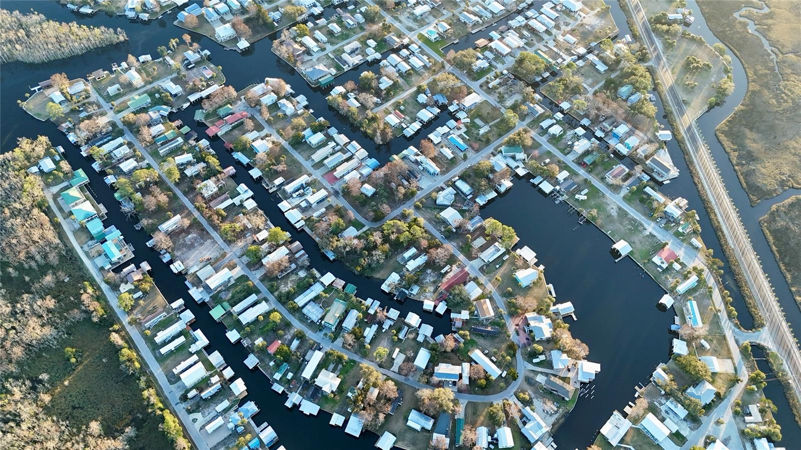 SUWANNEE SHORES ADD - Land