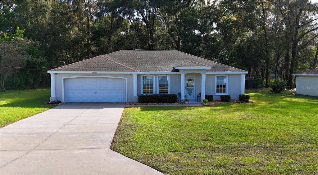 Photo of 13777 SE 44th Avenue, Summerfield, FL 34491 (MLS # OM712403)