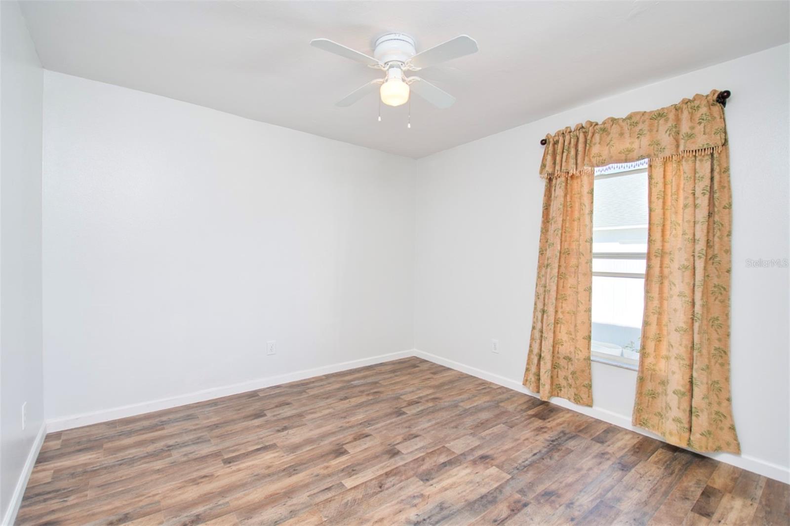 LAKE CATHERINE SHORES - Residential