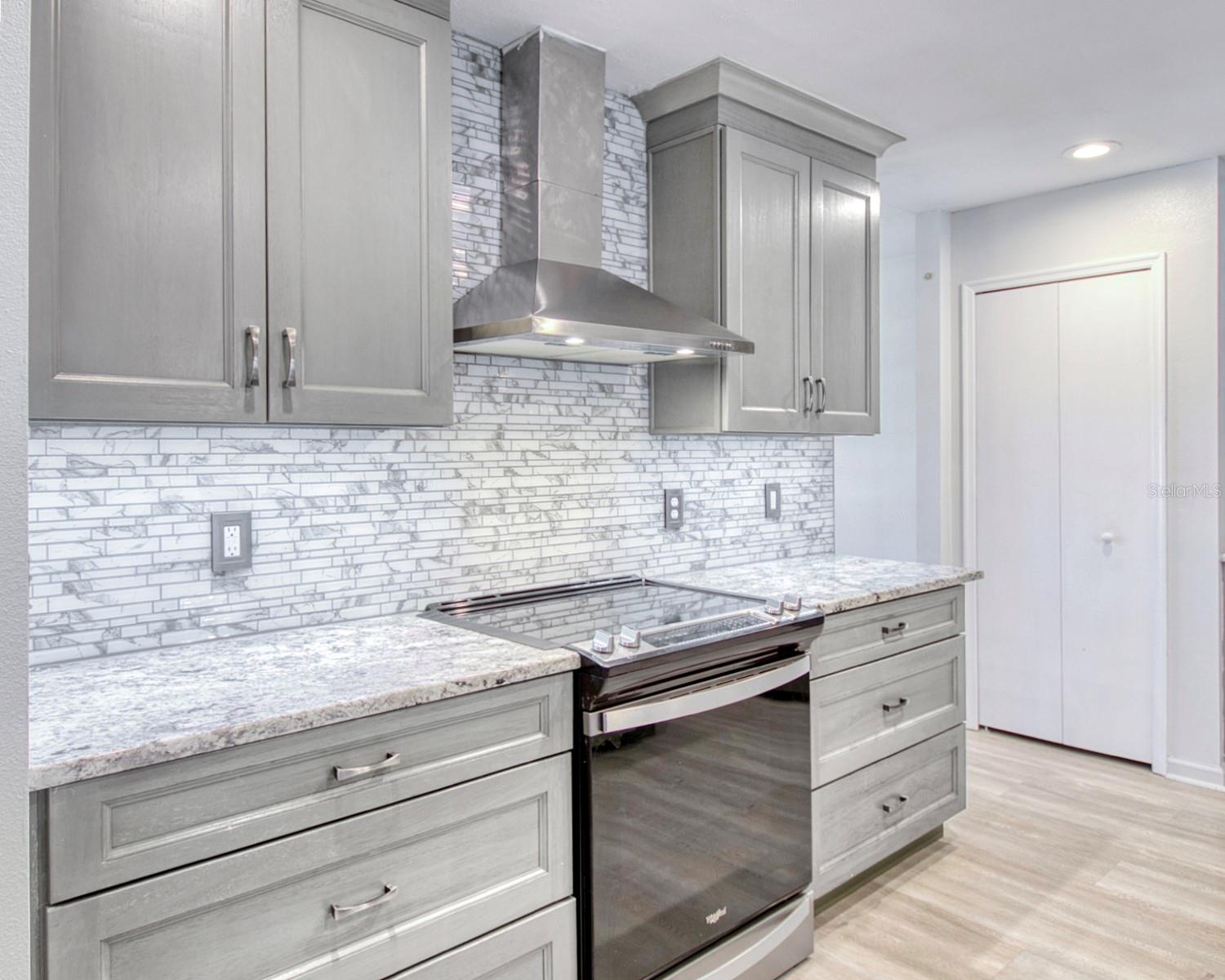 LAKE CATHERINE SHORES - Residential