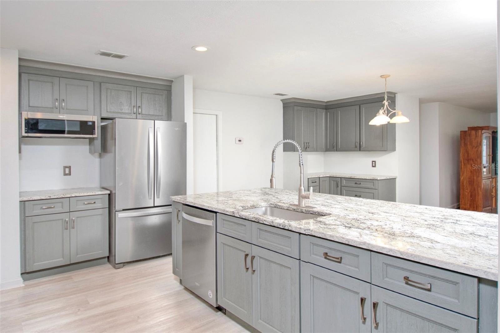 LAKE CATHERINE SHORES - Residential