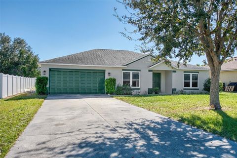 Photo of 157 Lake Catherine Circle, Groveland, FL 34736 (MLS # G5104106)