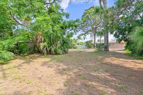 A home in SARASOTA