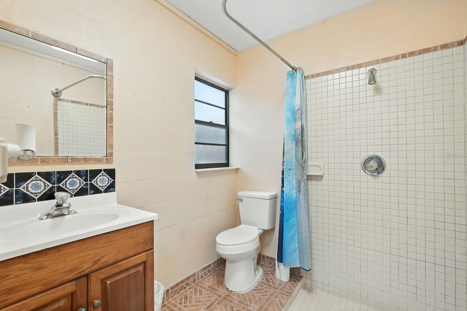 SPRUCE CREEK ESTATES UNIT 02 - Residential