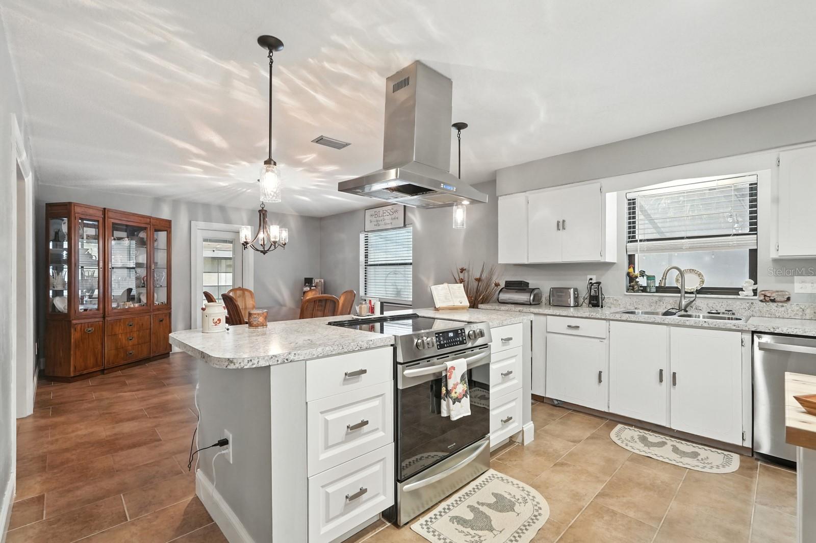 SPRUCE CREEK ESTATES UNIT 02 - Residential