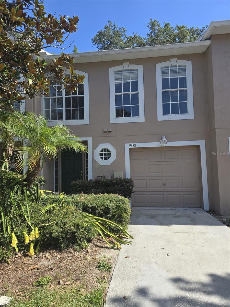 9958 ASHBURN LAKE DRIVE
