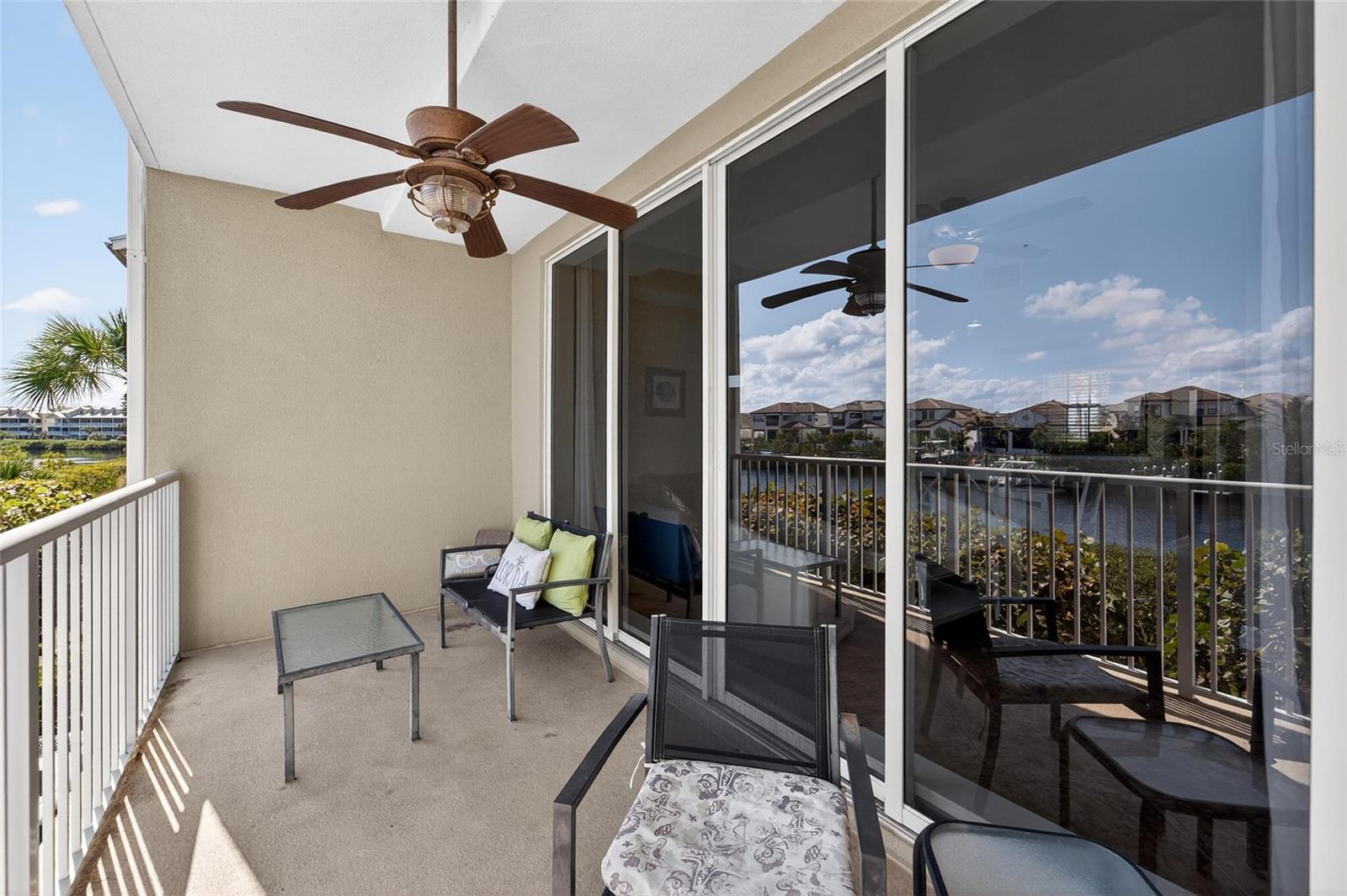 BAHIA BEACH TWNHMS PH 1A - Residential