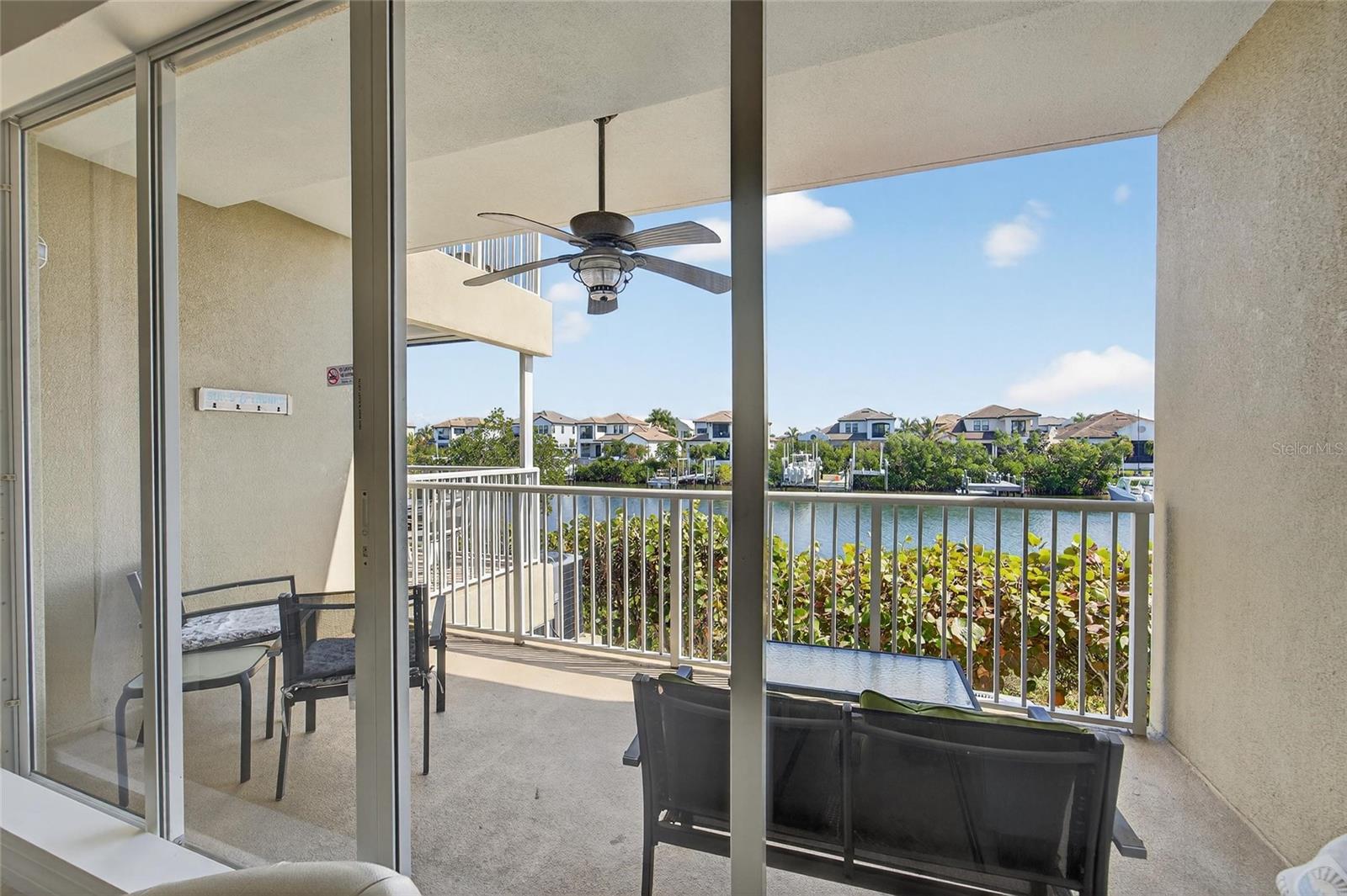 BAHIA BEACH TWNHMS PH 1A - Residential