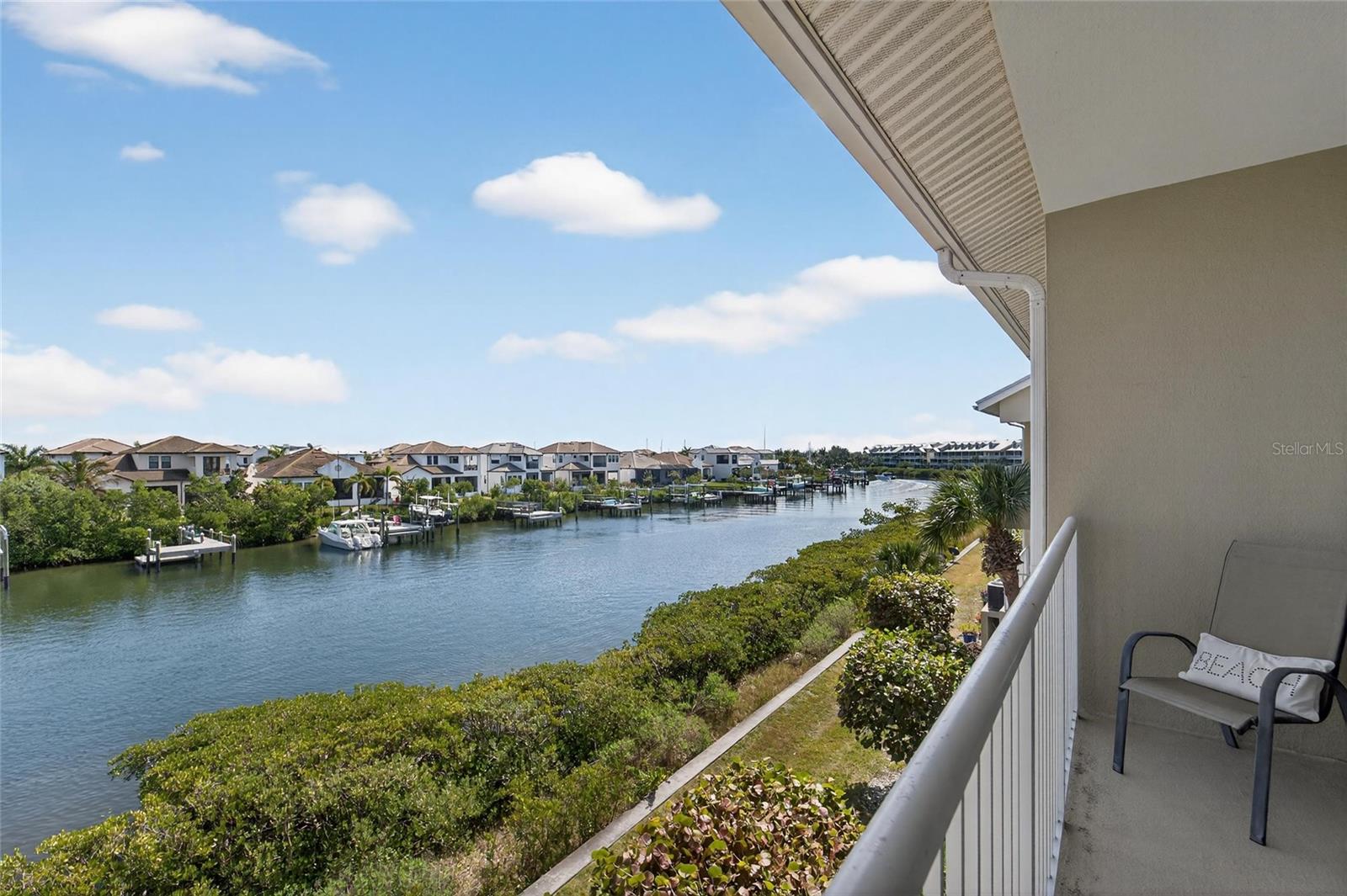 BAHIA BEACH TWNHMS PH 1A - Residential