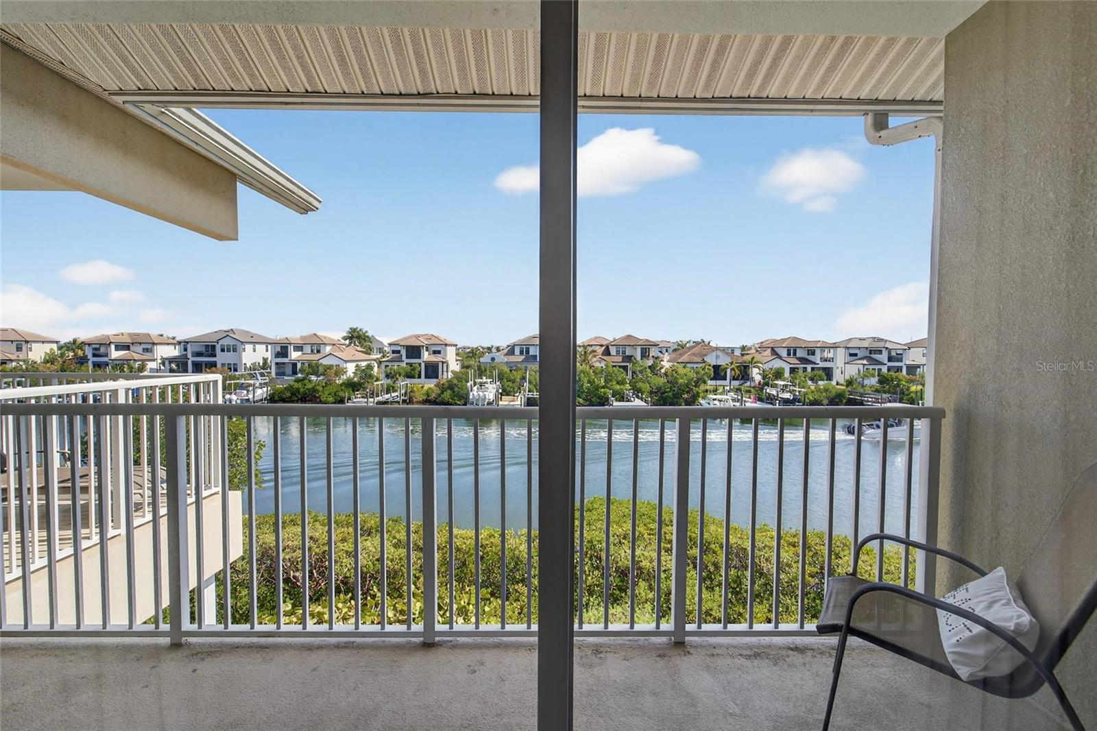 BAHIA BEACH TWNHMS PH 1A - Residential