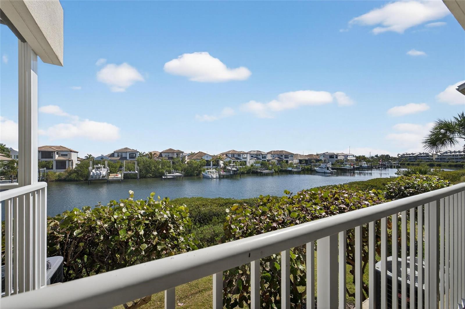 BAHIA BEACH TWNHMS PH 1A - Residential