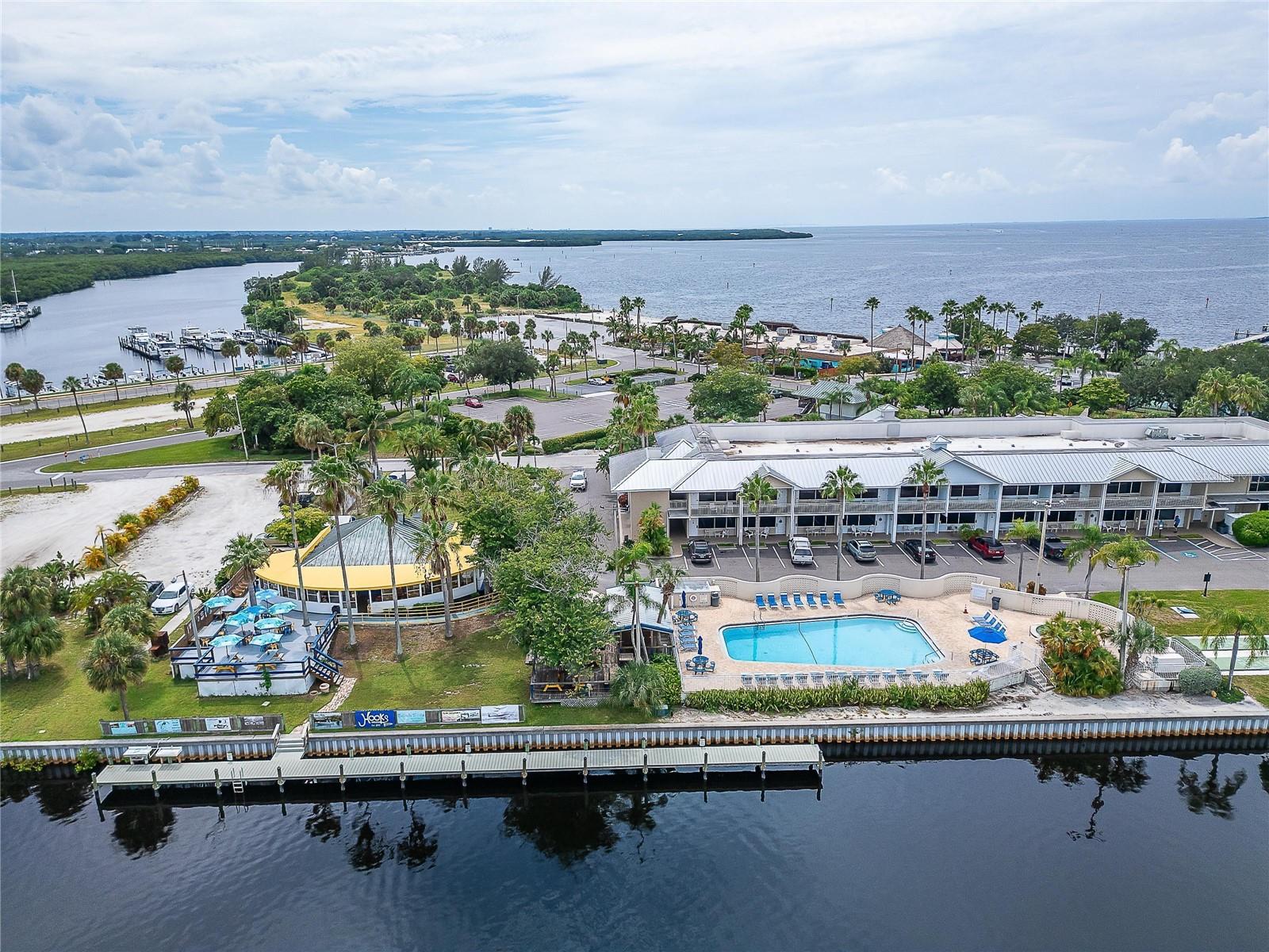 BAHIA BEACH TWNHMS PH 1A - Residential