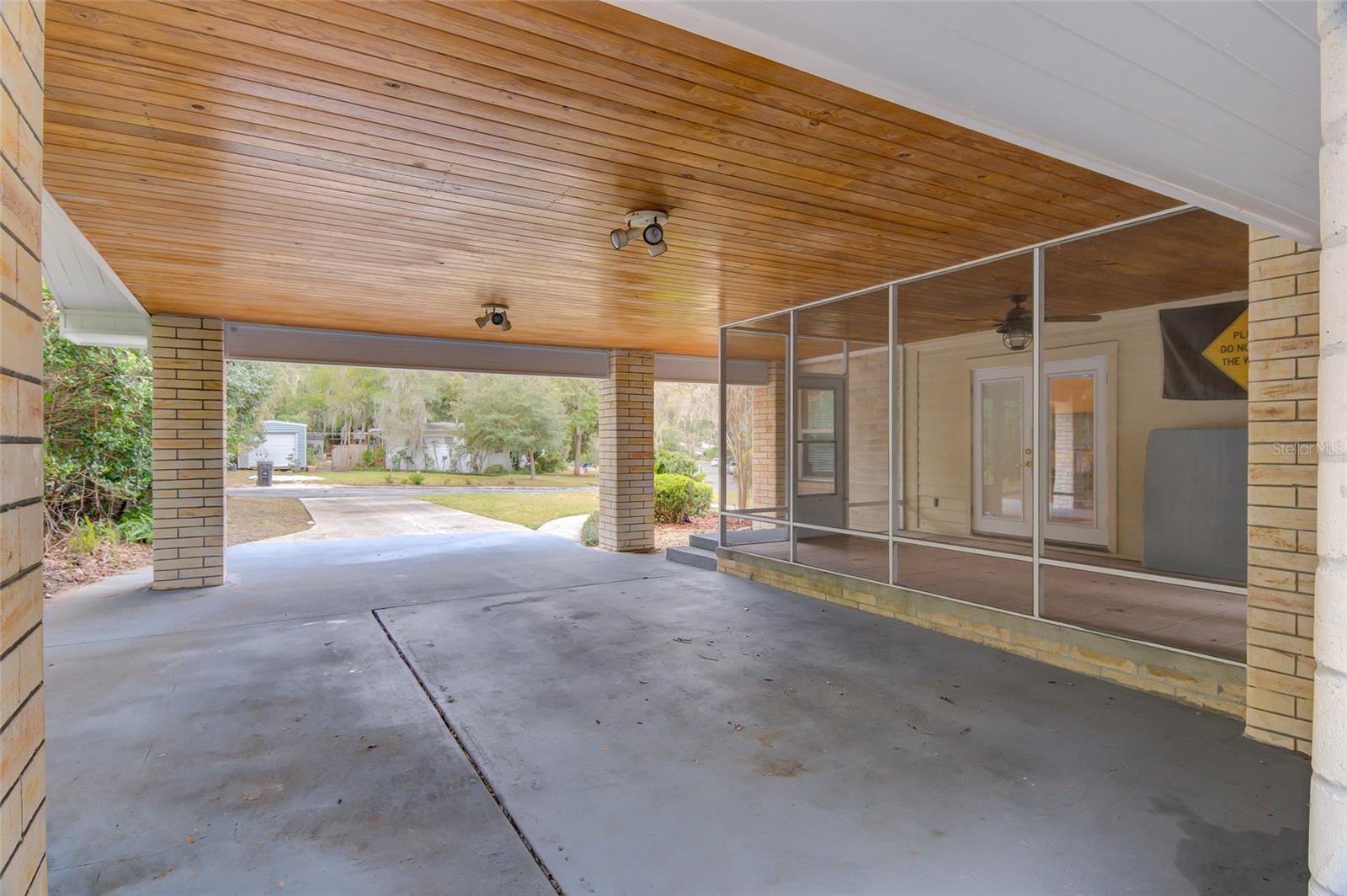 1318 NW 7TH ROAD