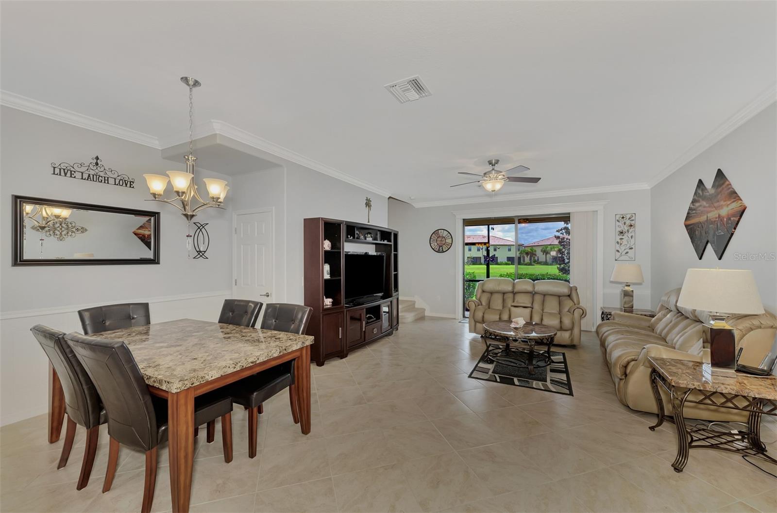 GRAN PARADISO - Residential Lease