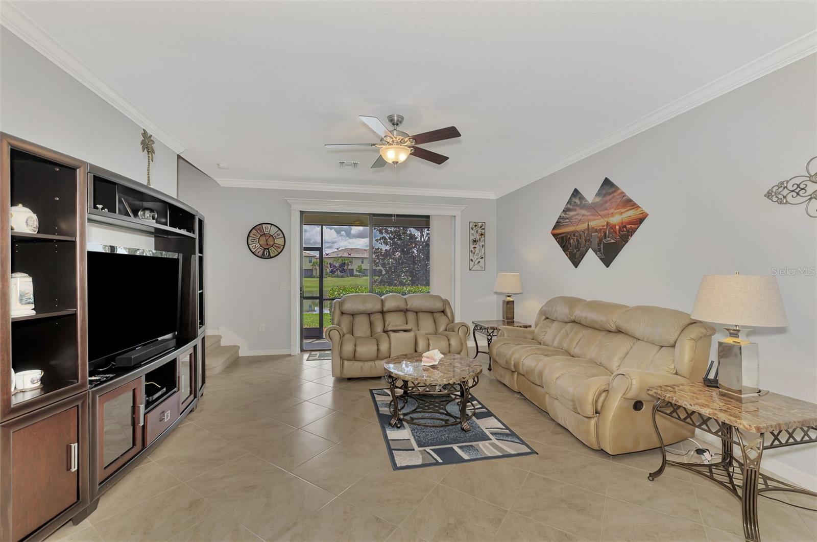 GRAN PARADISO - Residential Lease