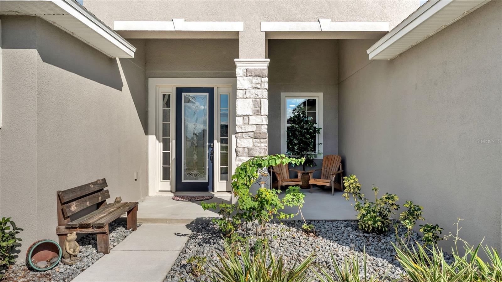 ESTATES/SIXTY - Residential