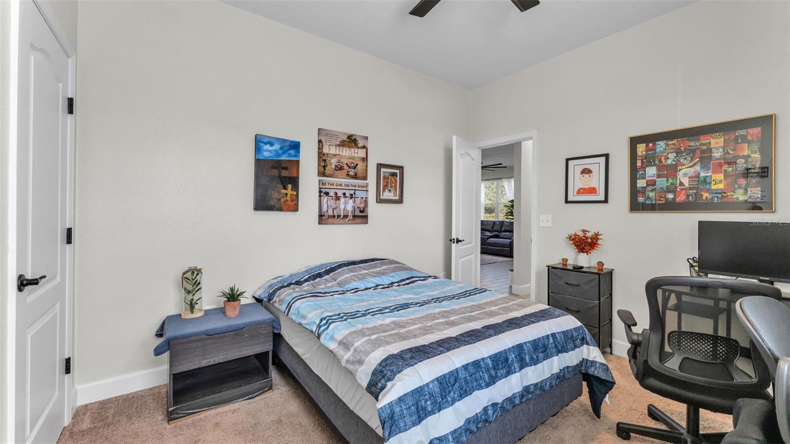 ESTATES/SIXTY - Residential