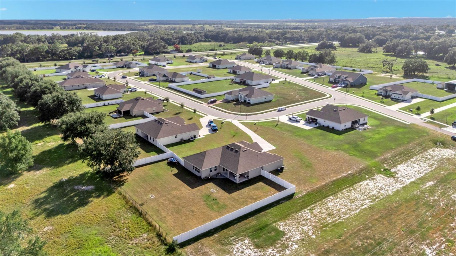 ESTATES/SIXTY - Residential