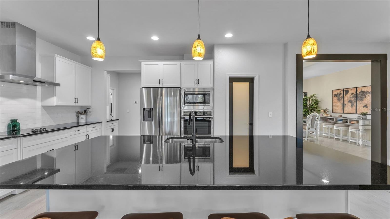 ESTATES/SIXTY - Residential