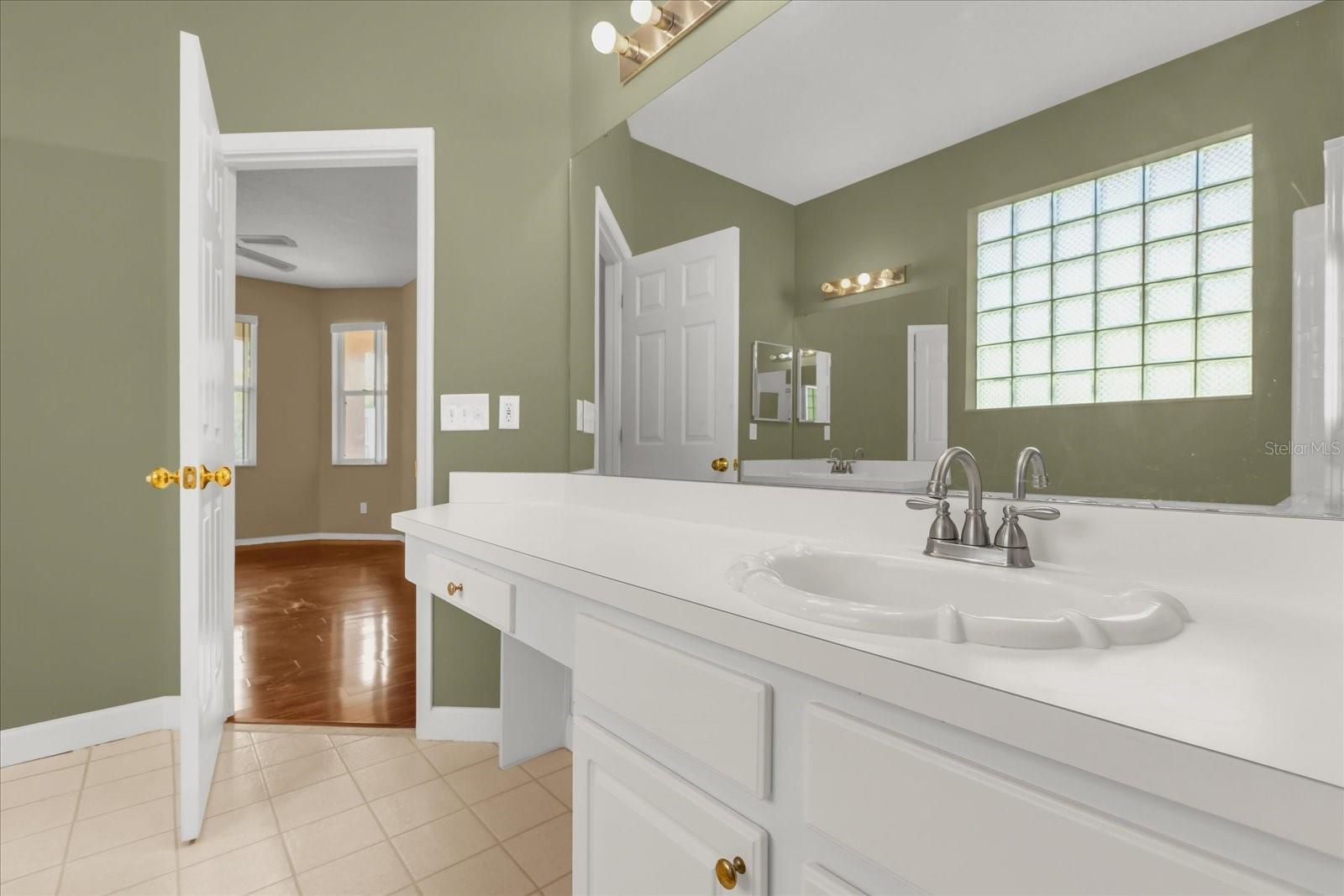 ALOMA WOODS PH 2 - Residential