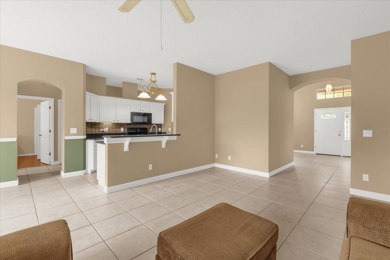 ALOMA WOODS PH 2 - Residential