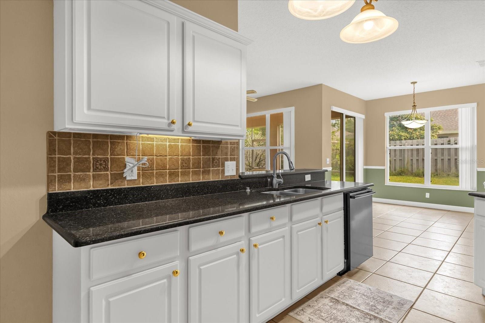 ALOMA WOODS PH 2 - Residential