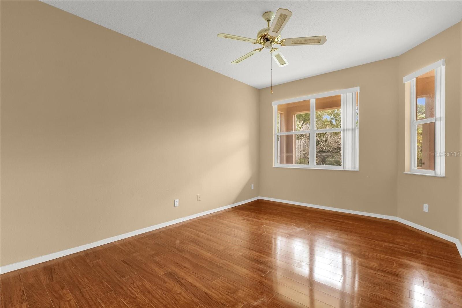 ALOMA WOODS PH 2 - Residential