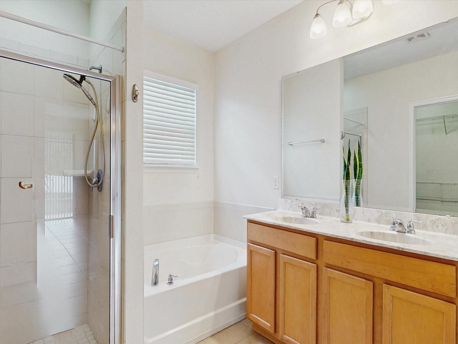 BRENTON MANOR - Residential