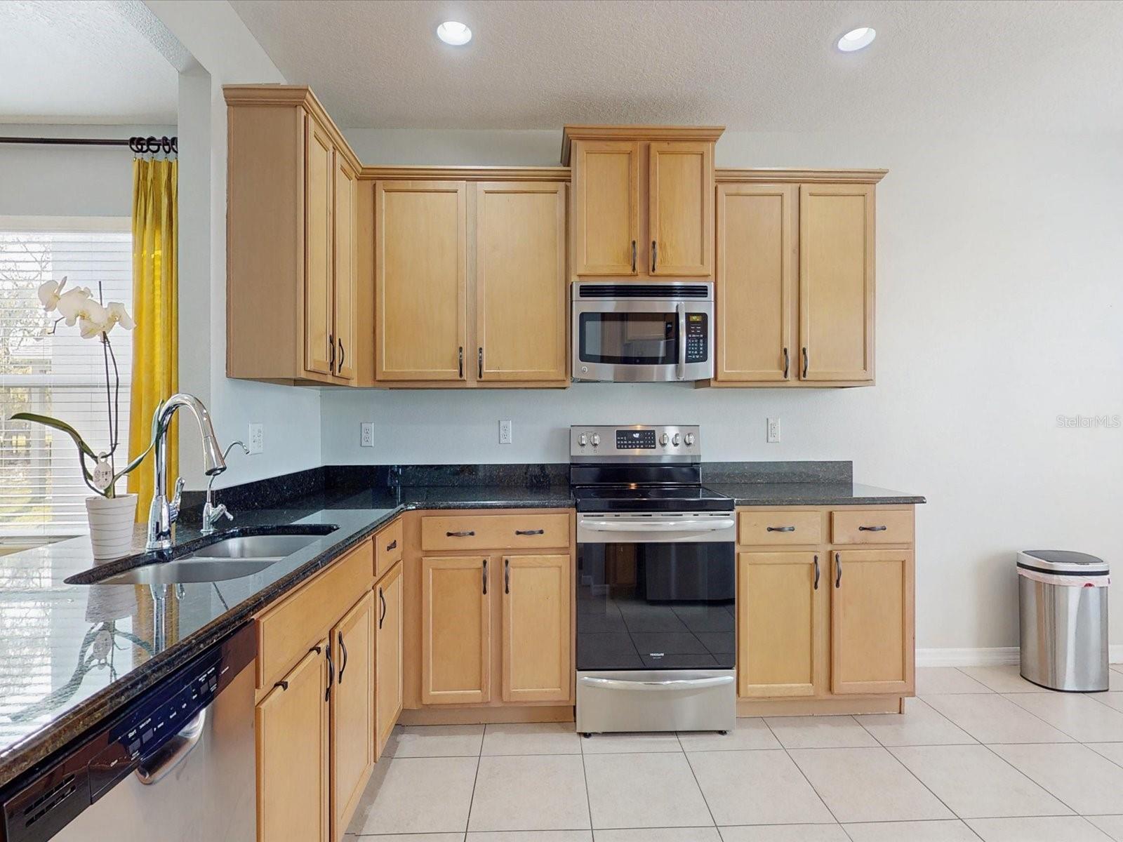 BRENTON MANOR - Residential