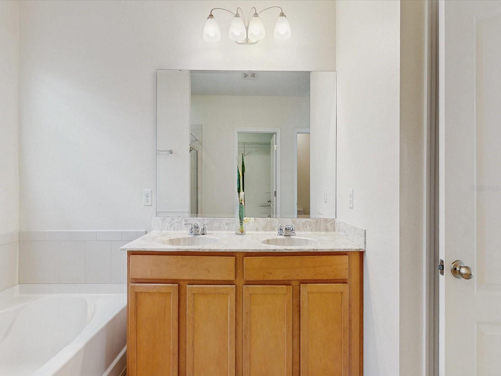 BRENTON MANOR - Residential