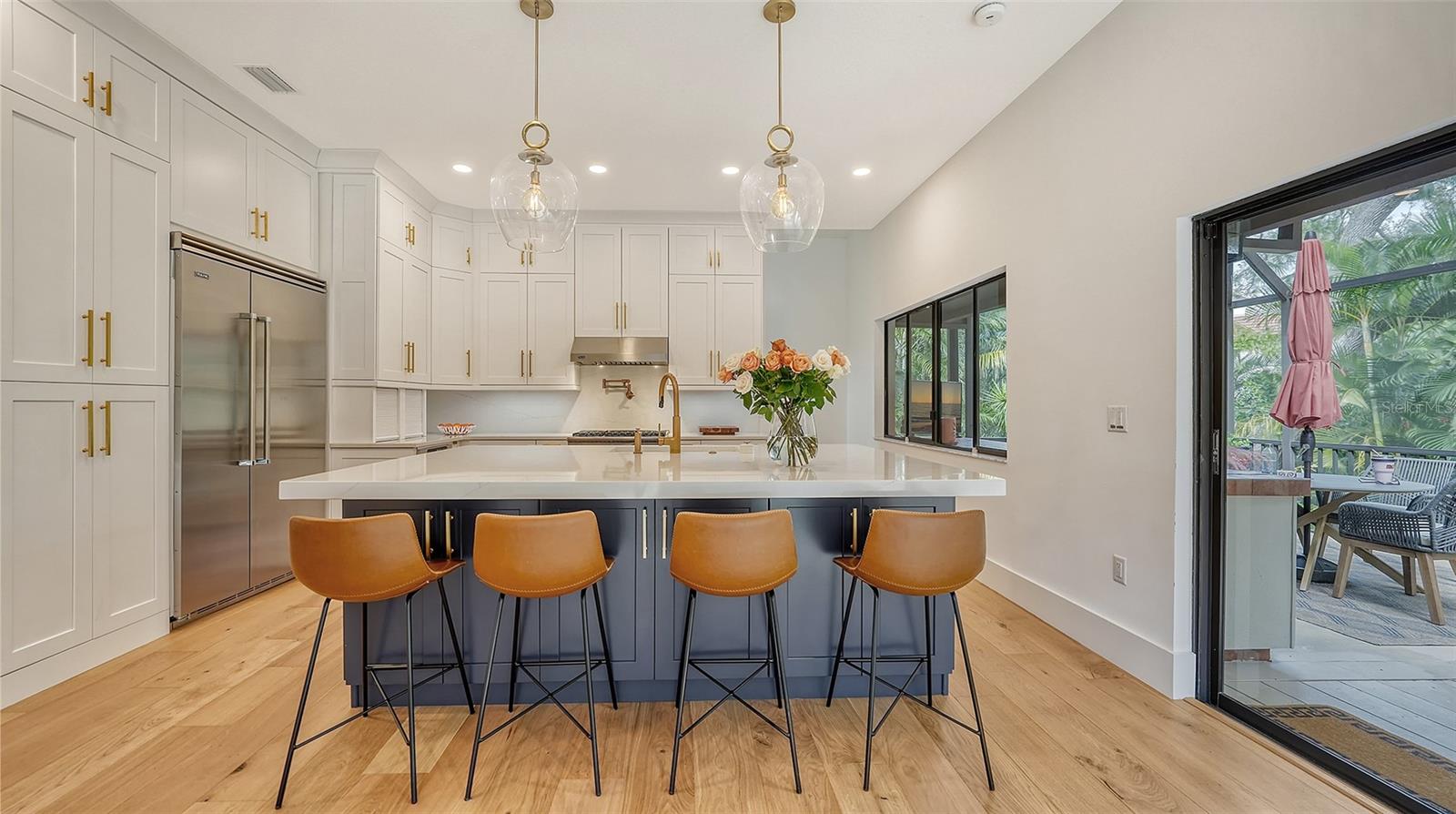 BAY ISLES - Residential