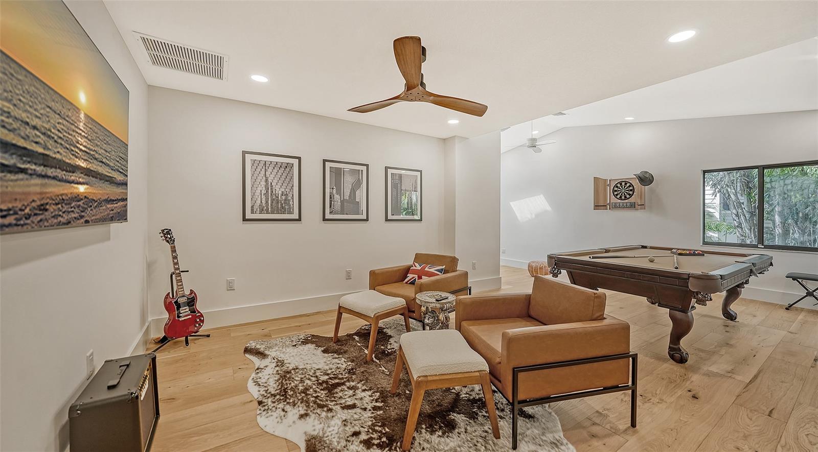 BAY ISLES - Residential