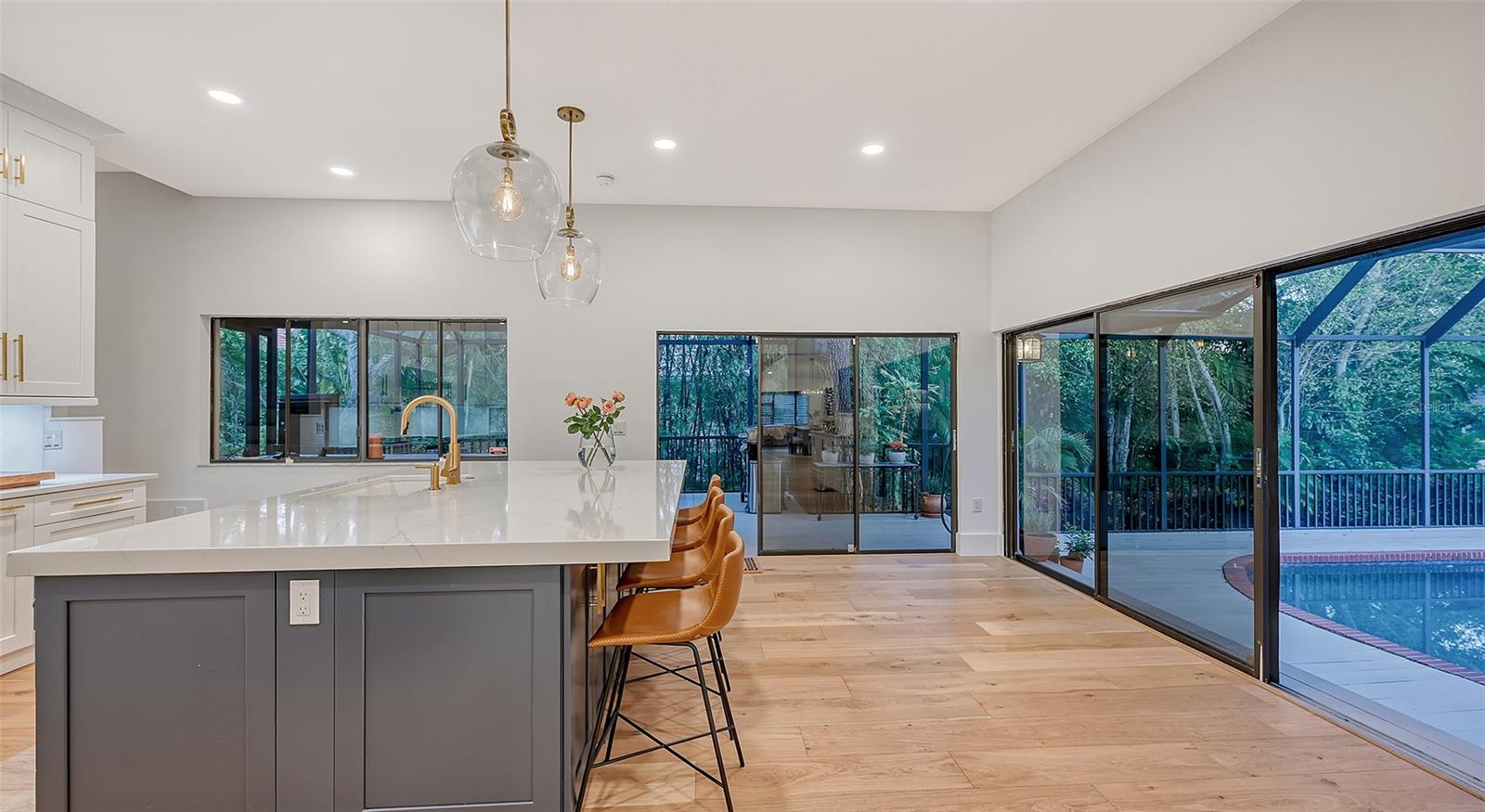 BAY ISLES - Residential