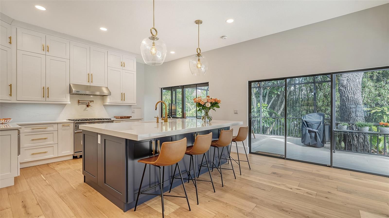 BAY ISLES - Residential