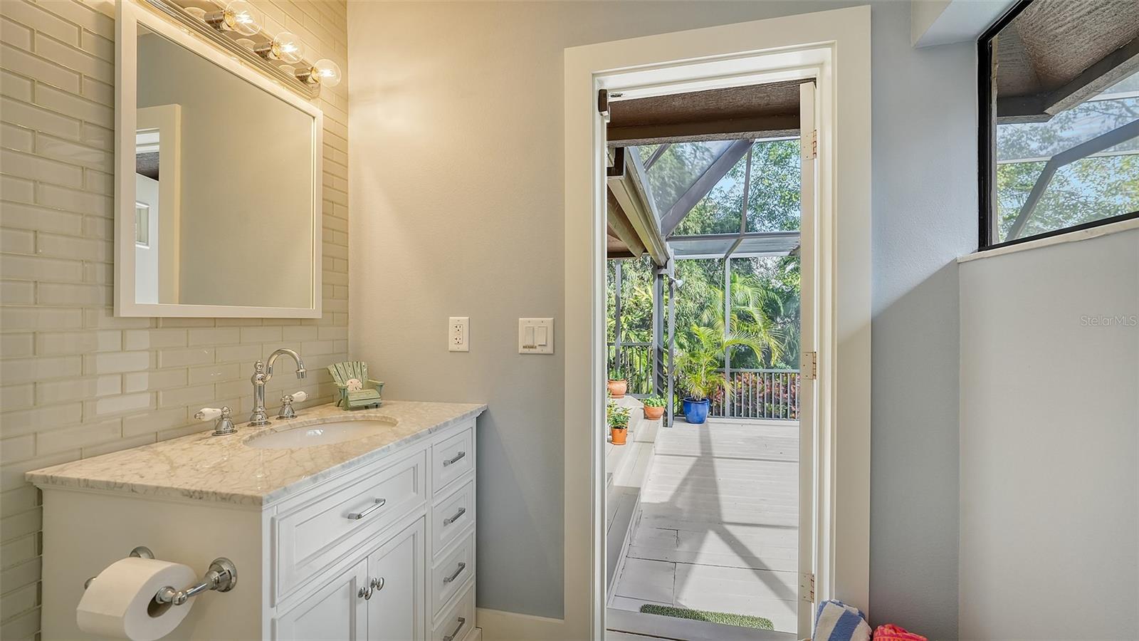 BAY ISLES - Residential