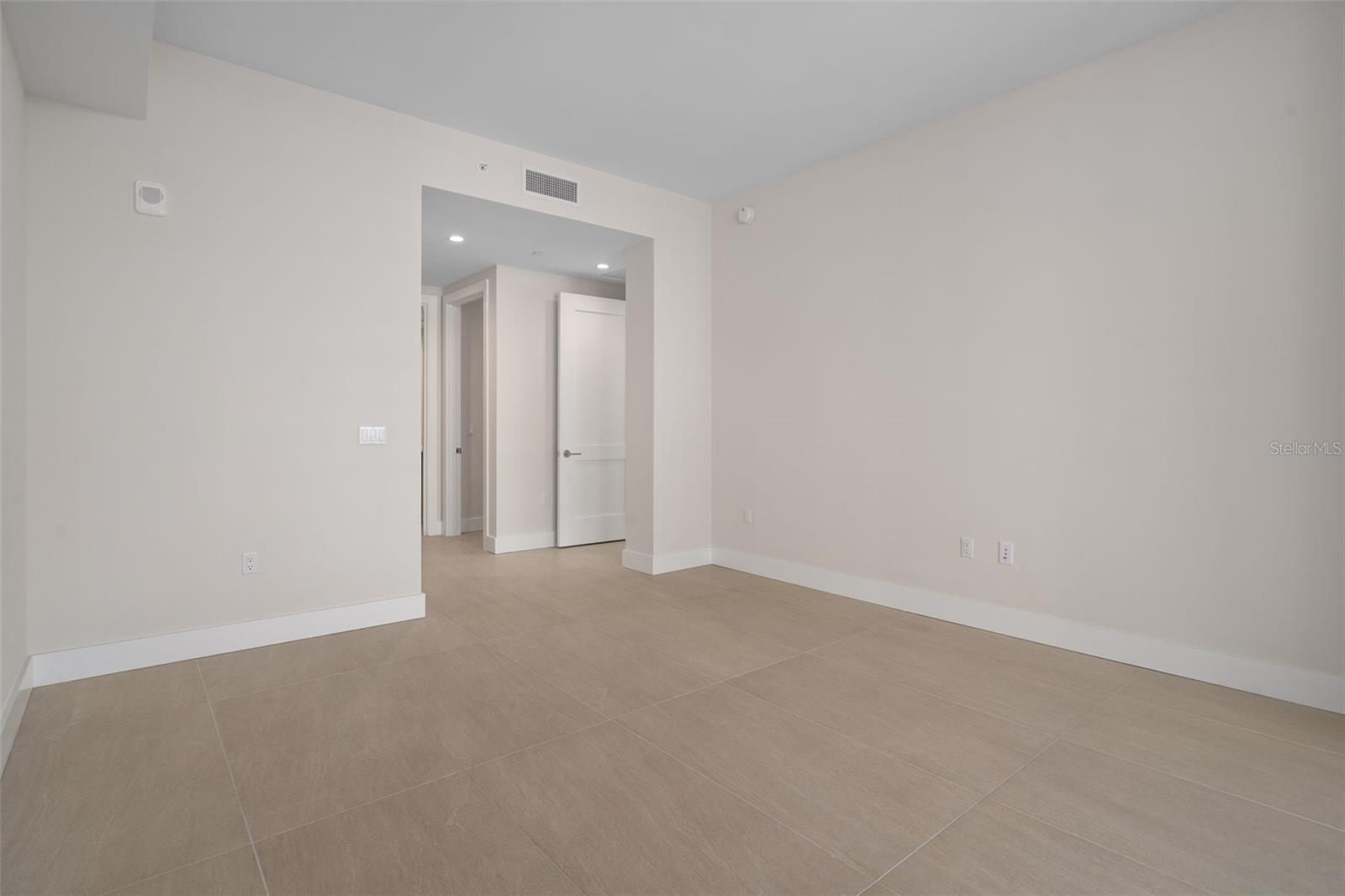 ART HOUSE A CONDOMINIUM UNIT 1001 - Residential