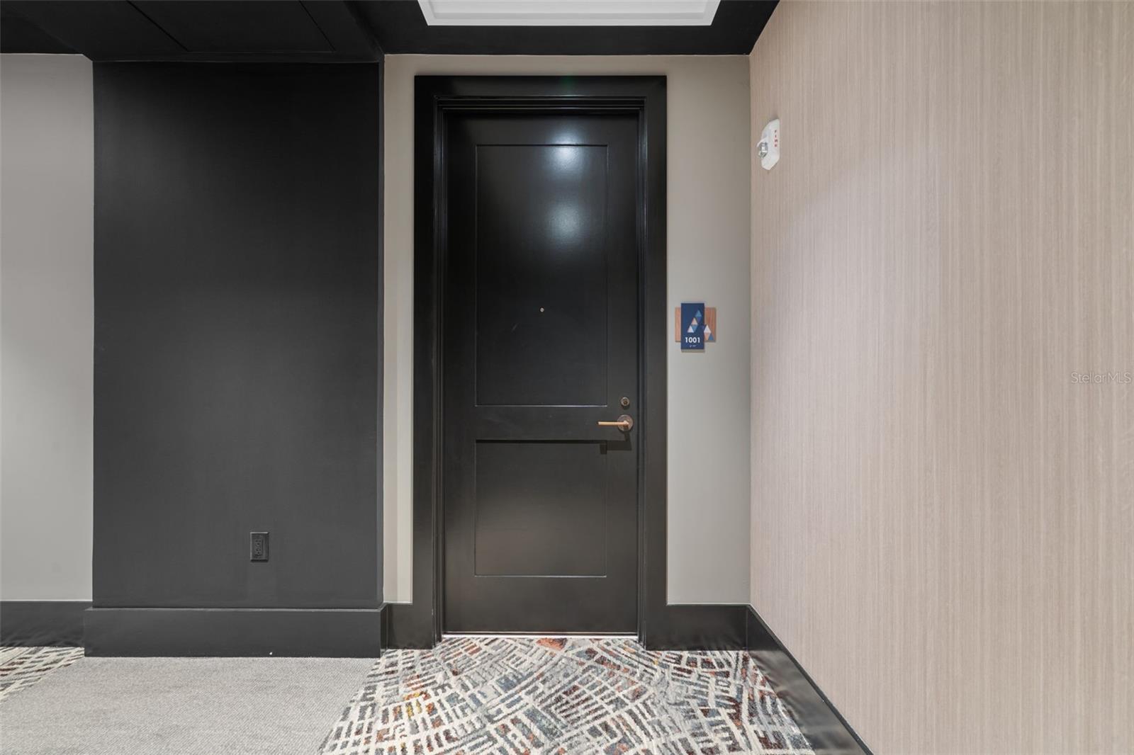 275 1ST AVENUE S 1001