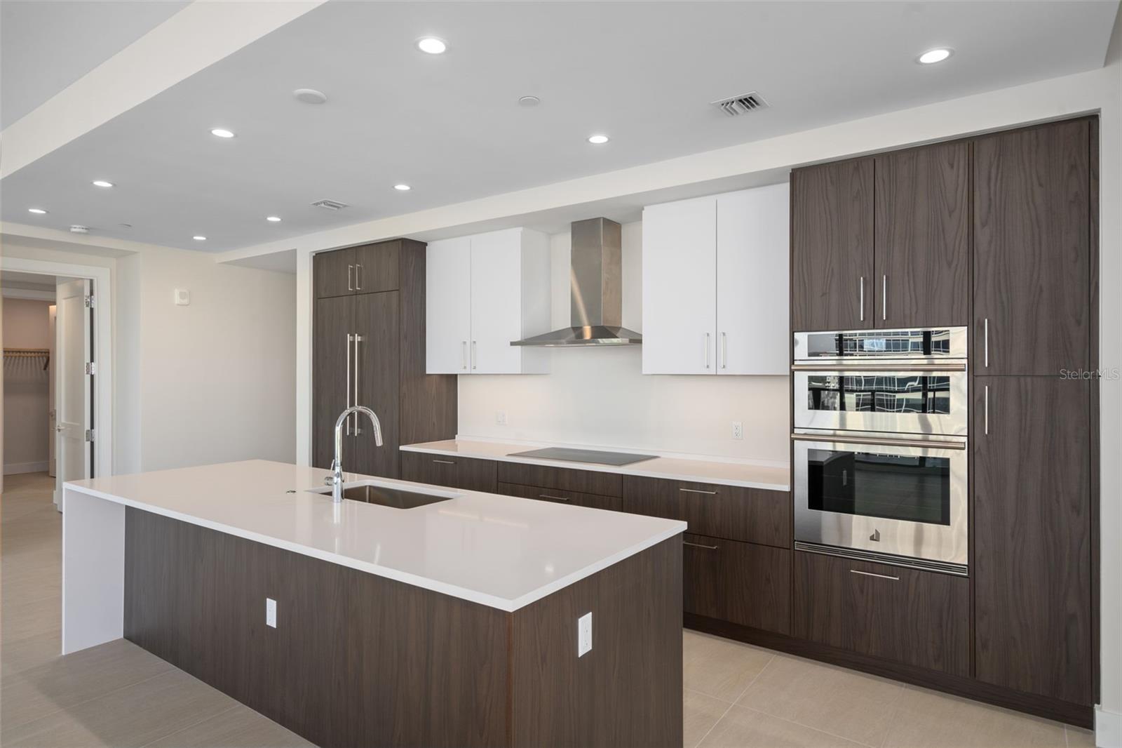 ART HOUSE A CONDOMINIUM UNIT 1001 - Residential