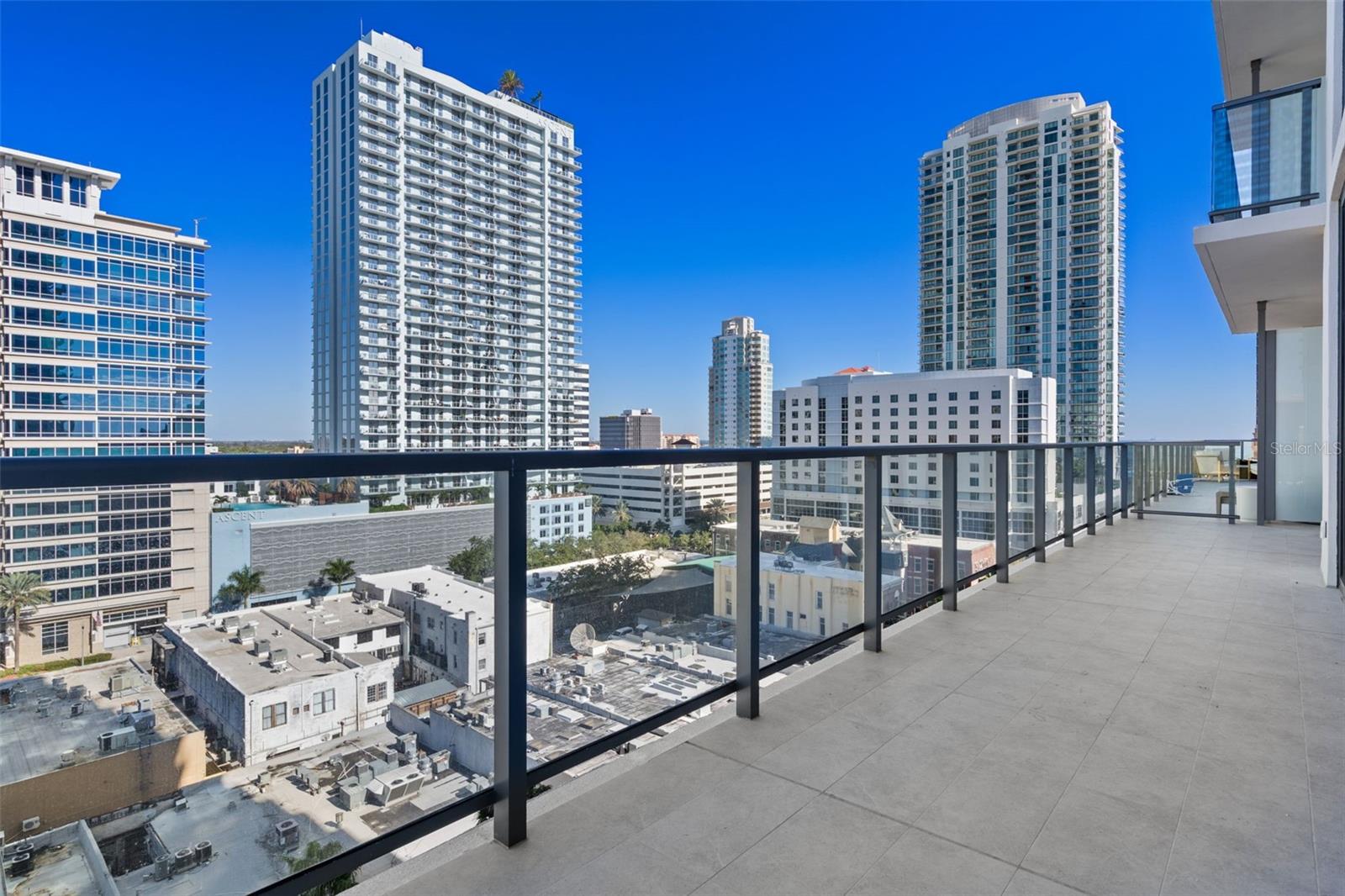 275 1ST AVENUE S 1001